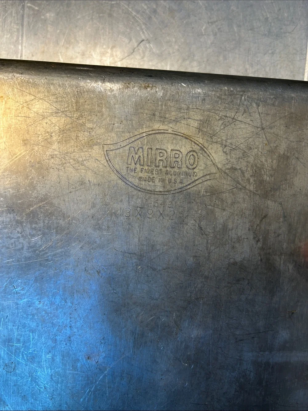 Vintage Mirro 13” x 9” Aluminum cake pan with lid